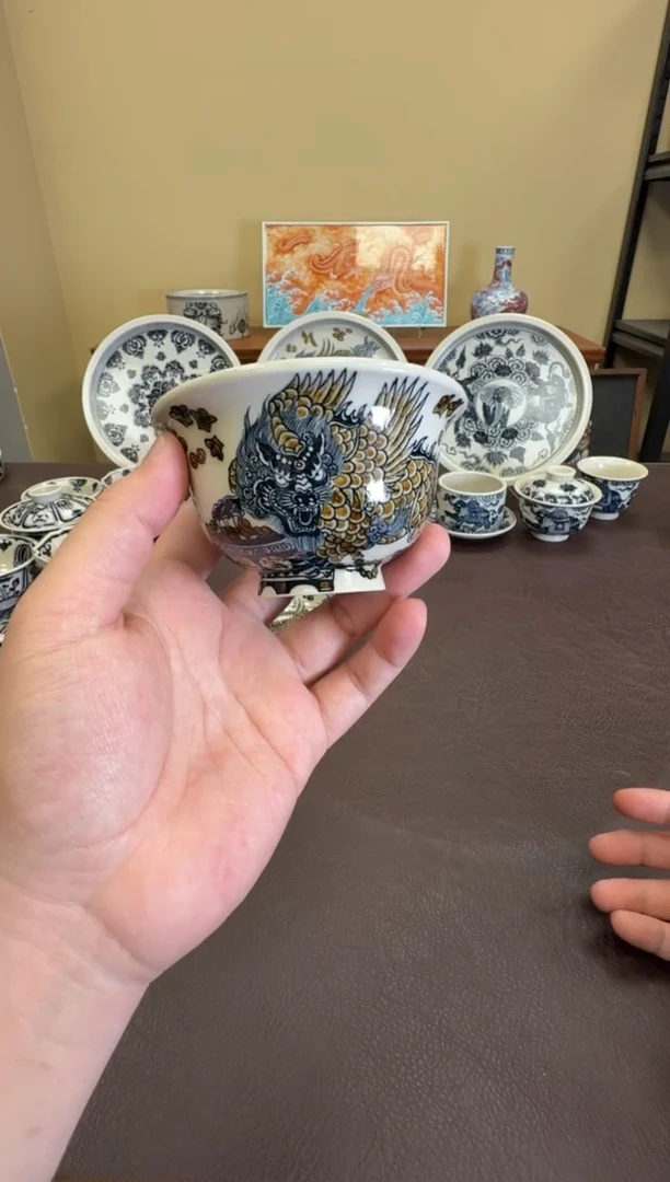 二号釉貔貅纹压手杯