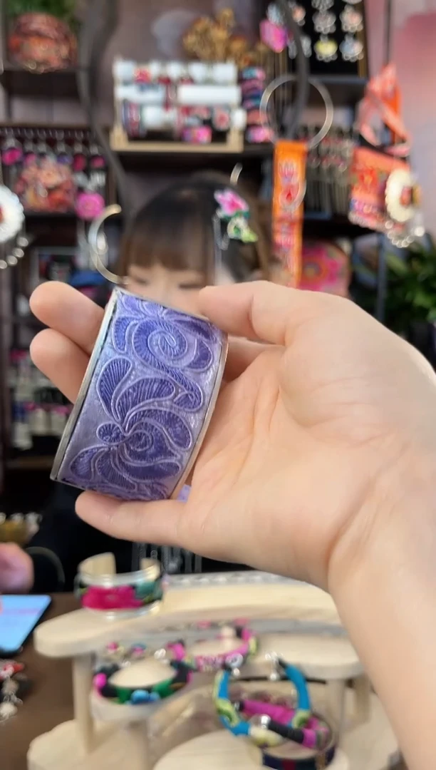 织绣粘**困 民族风手工非遗老绣饰品179