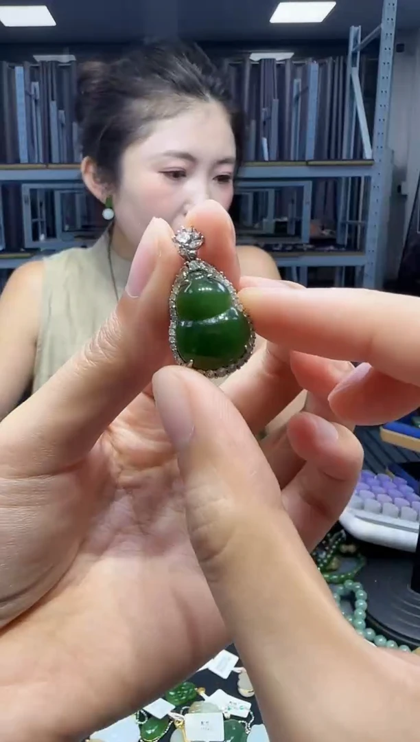 和田玉银S925镶嵌挂件1