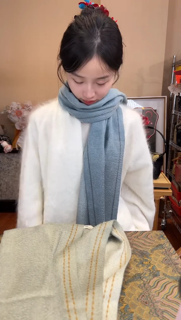 刺绣100山羊绒围巾