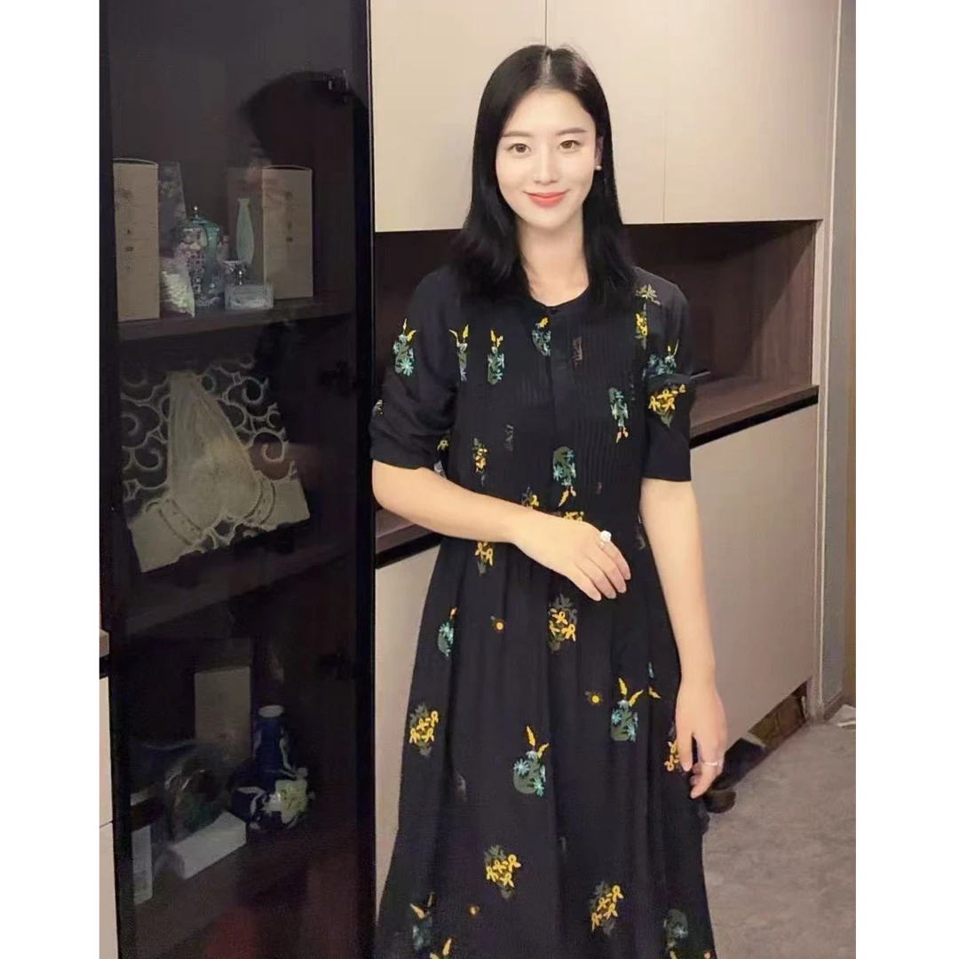 “飞花令”夏季气质优雅风琴褶真丝大码时尚连衣裙ZXQZYLC579