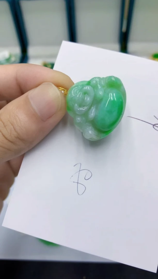 颈饰未镶嵌翡翠翡翠