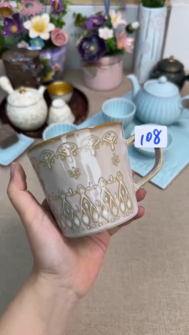 瓷片泡泡家的瓷器真好看