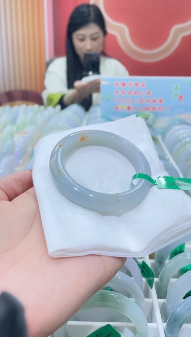 【闪购商品】翡翠手镯未镶嵌0000006343