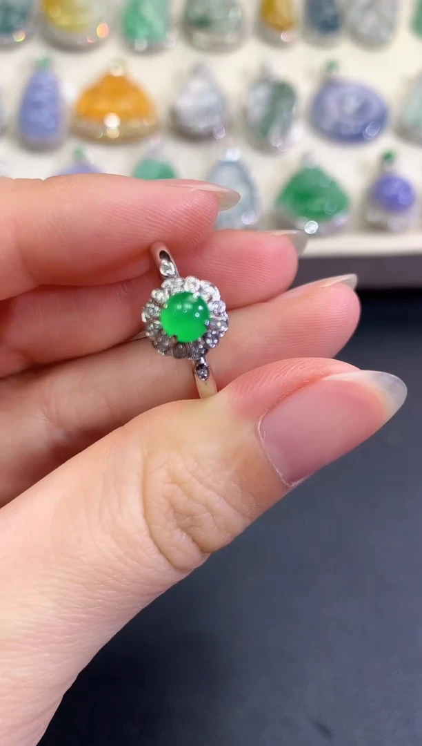 【闪购商品】翡翠戒指18K金镶嵌B40