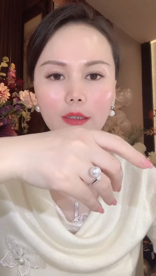 18K金镶嵌戒指海水珍珠D51