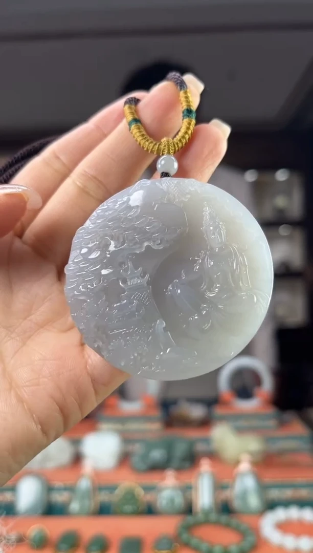 颈饰未镶嵌和田玉佩佩