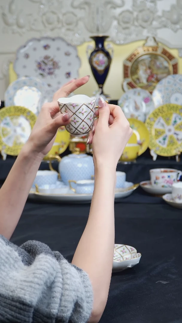 骨瓷婷婷中古器物如图所示49