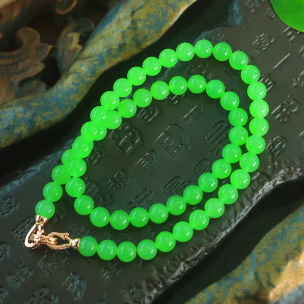 绿翠色圆珠长条项链（多样性发其一颜色微差）