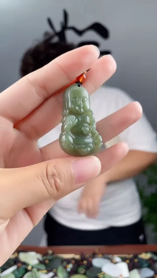 和田玉未镶嵌颈饰拍一发一，多样性发货