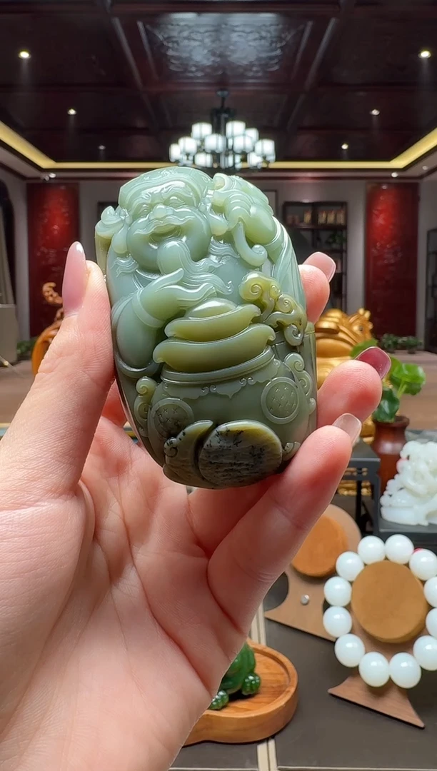 未镶嵌和田玉挂件by