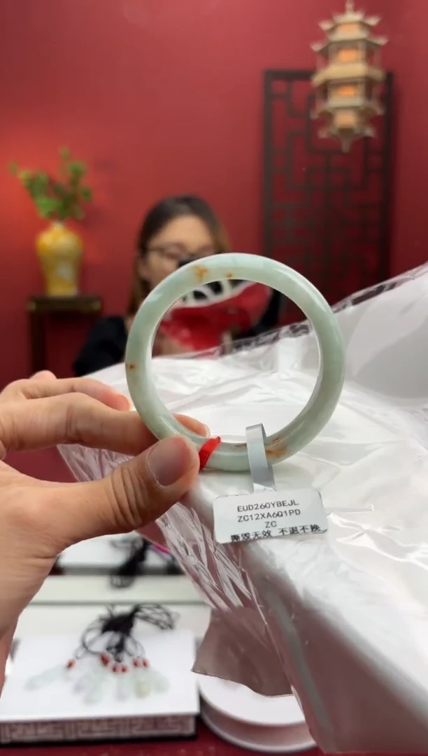 未镶嵌手镯翡翠翡翠手镯11