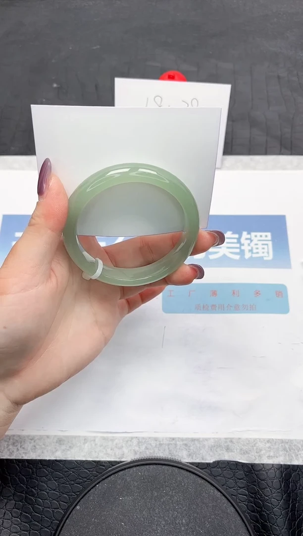 【闪购商品】石英质玉手镯未镶嵌13-59