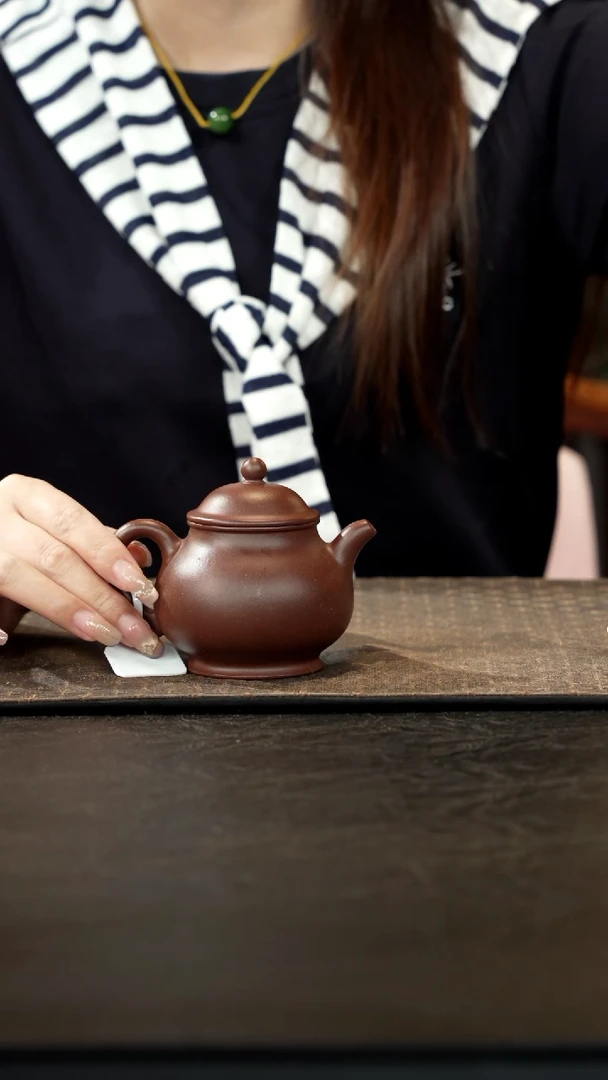 茶壶紫砂老紫泥潘壶170cc