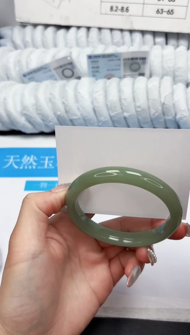 【闪购商品】石英质玉手镯未镶嵌309-62.8