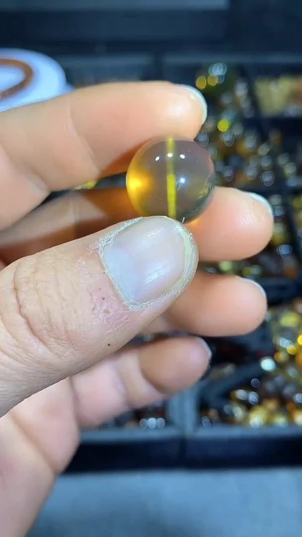 琥珀颈饰未镶嵌天然缅甸琥珀单珠17+