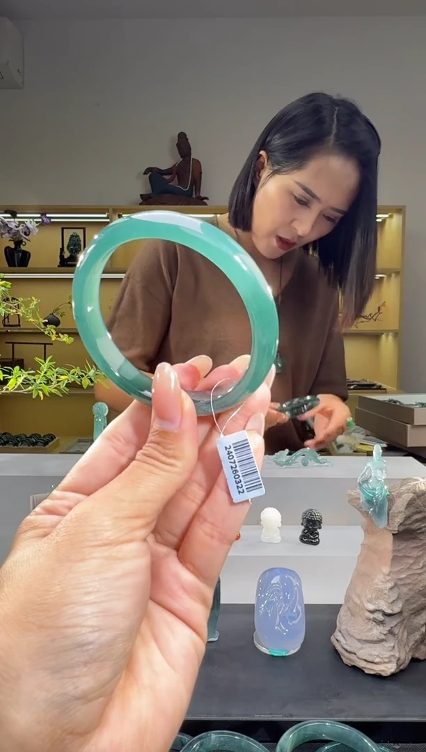 未镶嵌手镯翡翠55.2圈