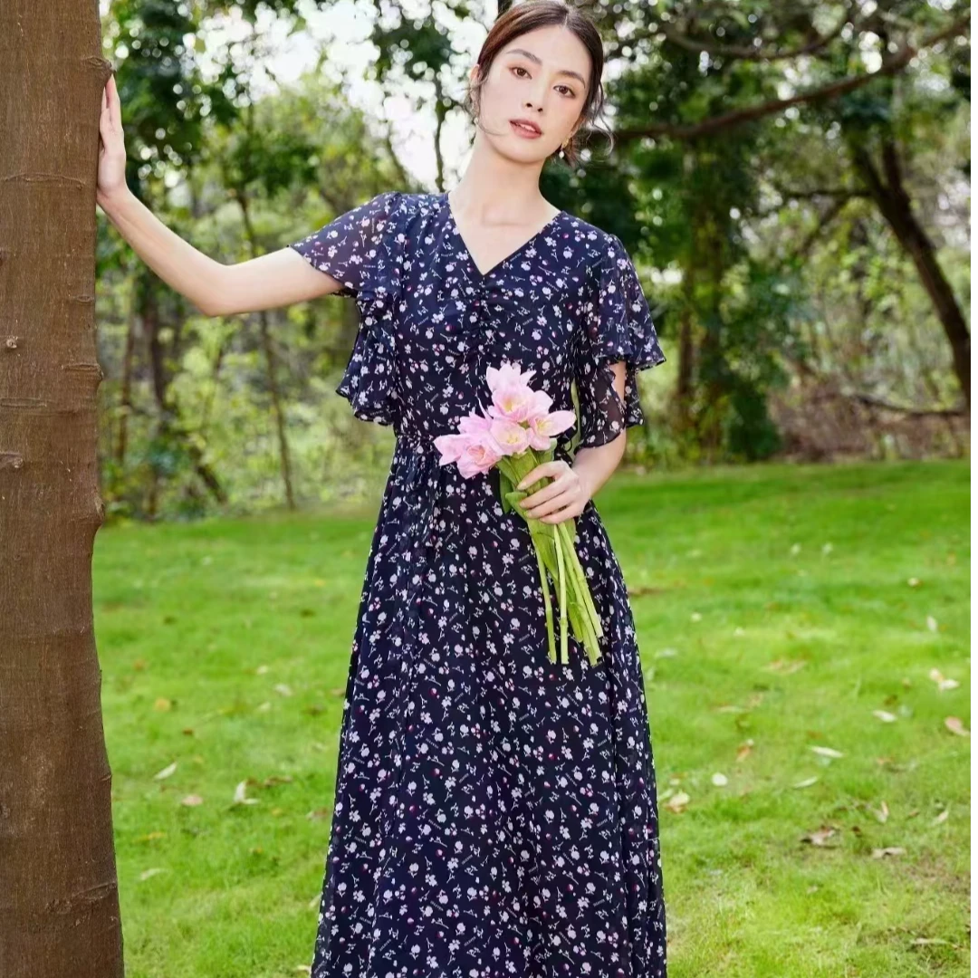 DITTO迪图气质显瘦小V领碎花连衣裙