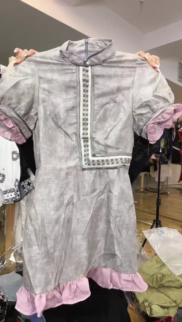 XL码      115-125斤  裙子