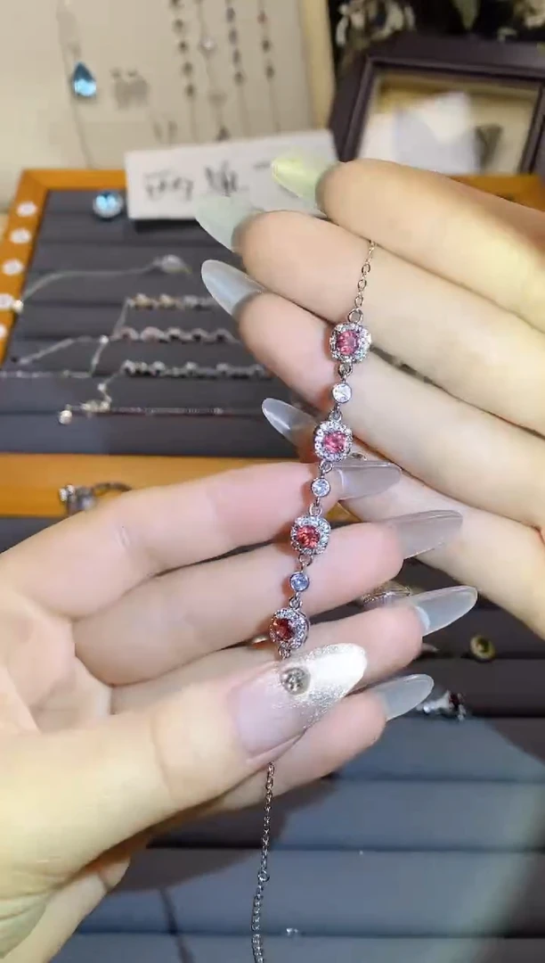 【闪购商品】水晶手链银S925镶嵌A34