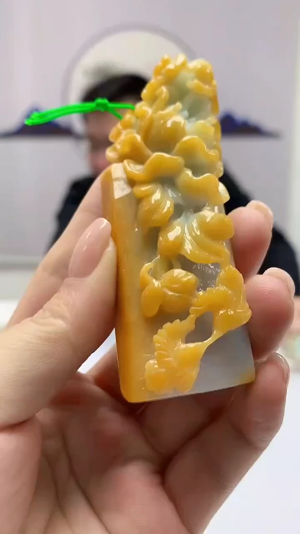 【闪购商品】定制翡翠未镶嵌5152ms-毛货挂件90