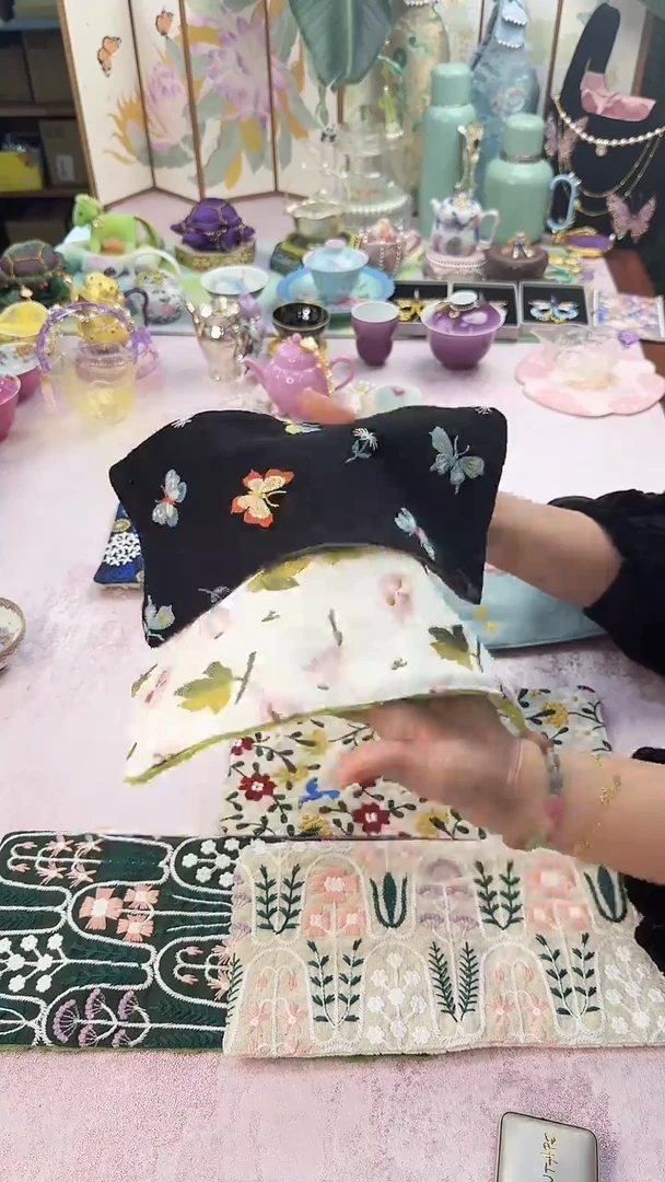 67两个吸水茶巾 黑色 白色