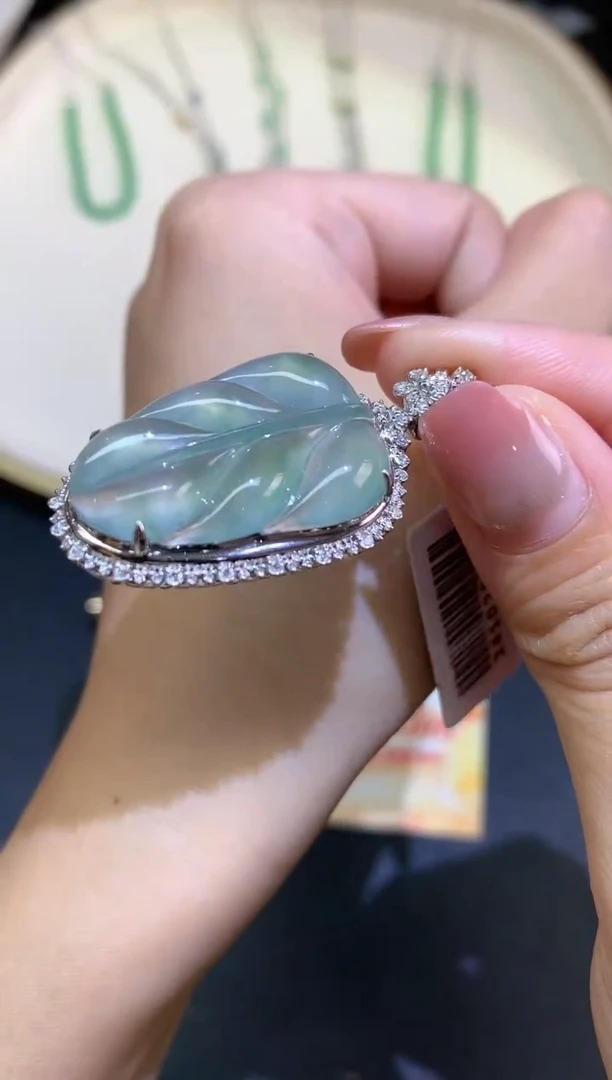 翡翠18K金镶嵌吊坠(不含链)吊坠A263|13800