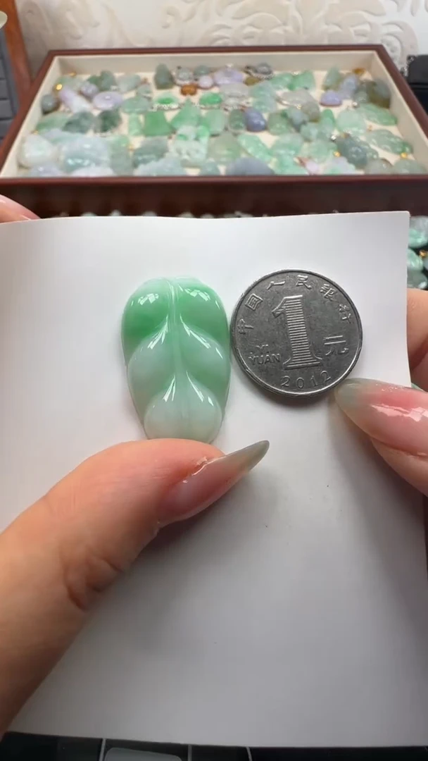 吊坠(不含链)未镶嵌翡翠叶子