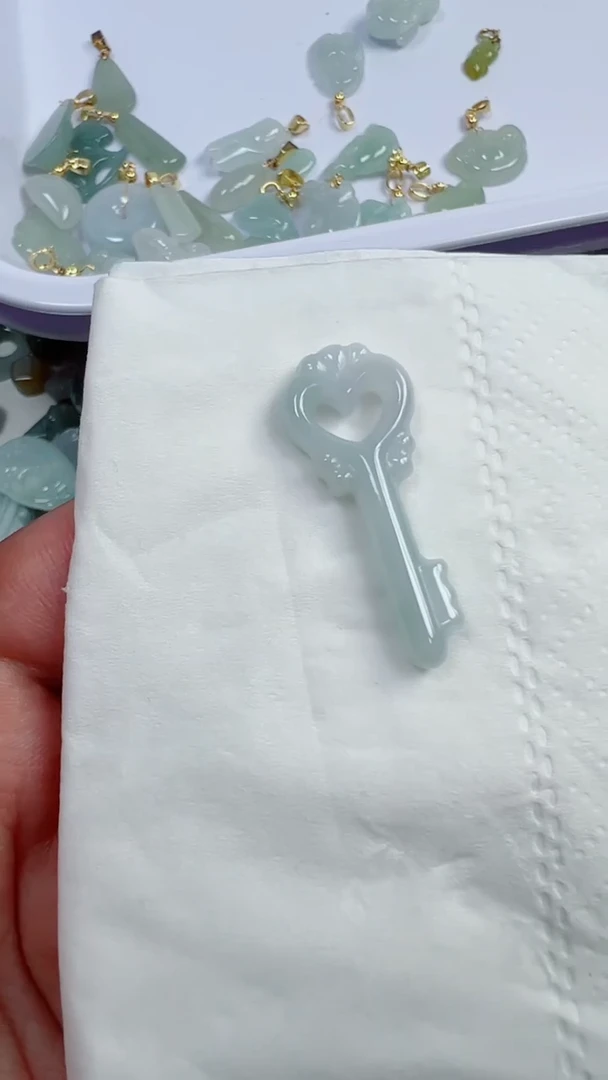 散珠翡翠80号，A货翡翠