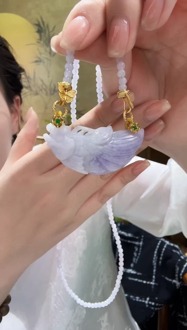 颈饰未镶嵌翡翠吊坠