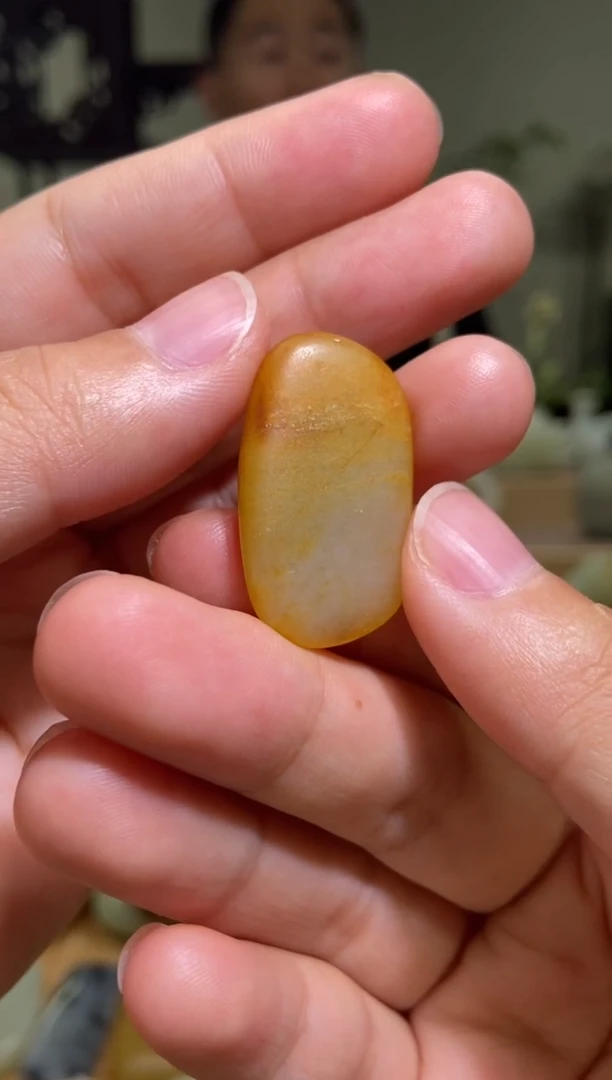 和田玉（糖玉）未镶嵌挂件新疆和田玉原石挂件