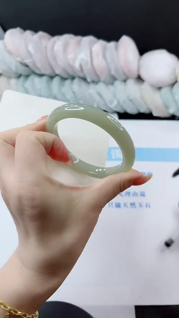 未镶嵌手镯石英质玉多样性发货V296-62