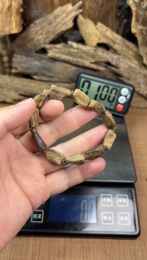 沉香手串马泥涝九分沉土沉随形7g