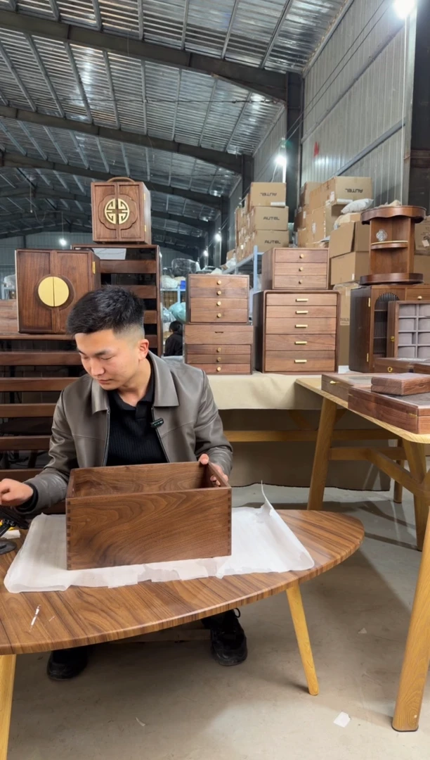 木黑胡桃收纳筐 长35宽25高15