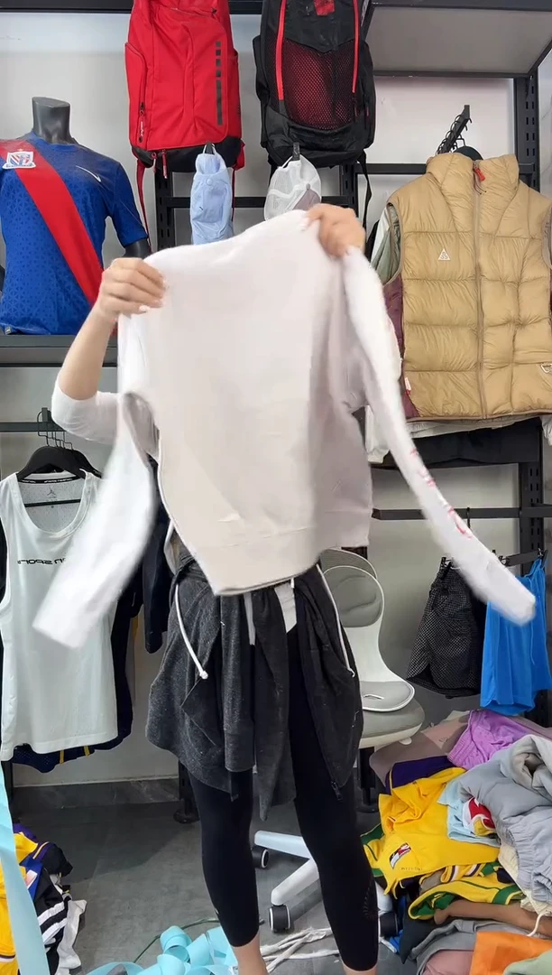 325编码 瑕疵款直播间过款为准 尺码