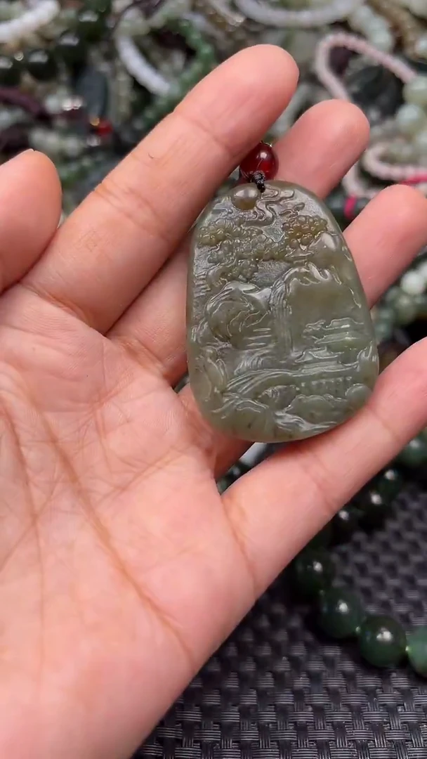 颈饰未镶嵌和田玉1