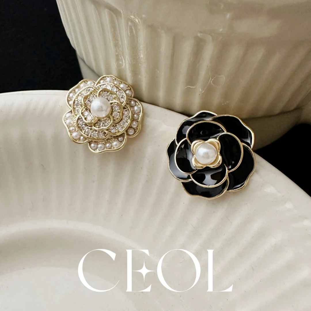 铜合金耳饰 CEOL 法·【山茶序曲】春夏  法式优雅耳钉 L018096