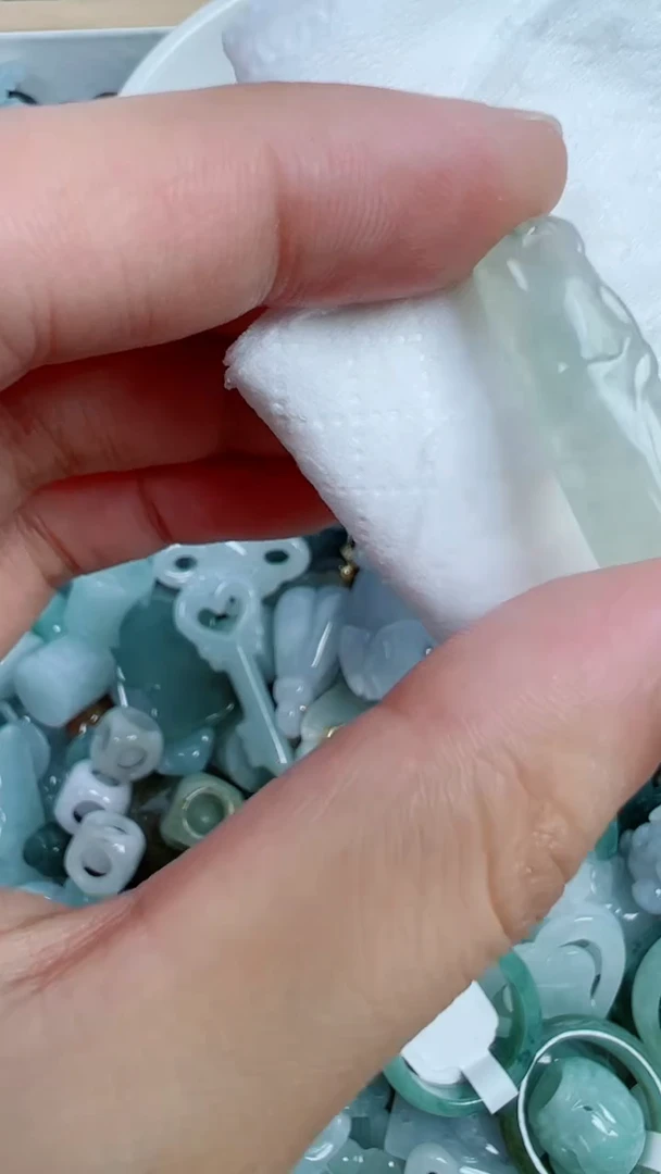 散珠翡翠34号链接，A货翡翠竹节