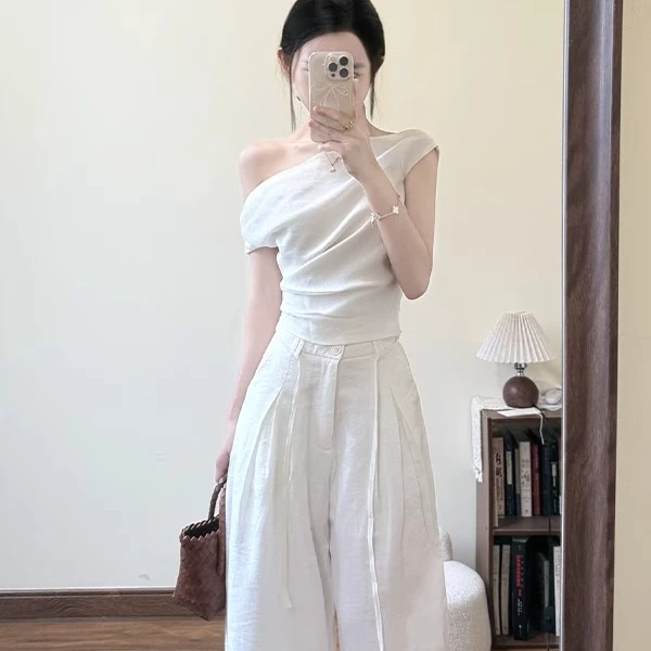 法式不规则设计感斜肩短袖T恤女夏季超好看独特漂亮修身上衣气质