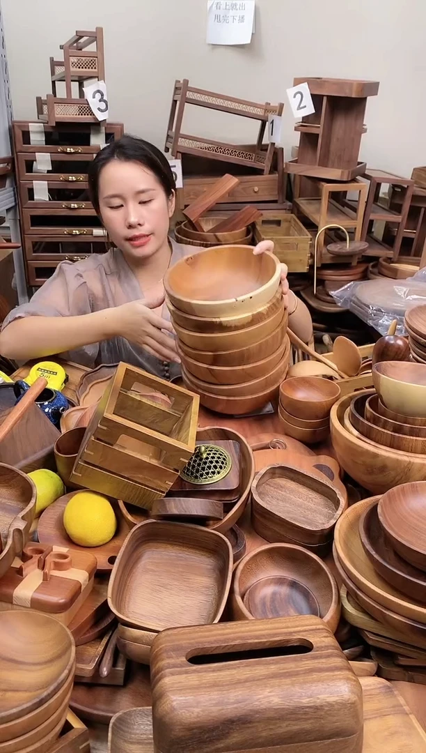 南美胡桃木碗20*7cm  内销  A