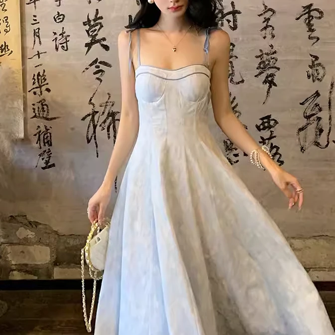 Cherry She现货 【冰岛极夜】新款显瘦收腰设计感连衣裙-B5159K