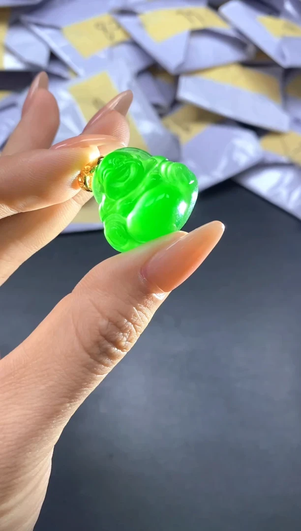 珍品臻选(吊坠加扣头)30