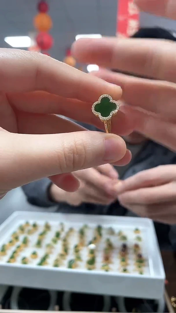 【闪购商品】和田玉戒指银S925镶嵌碧玉戒指一件