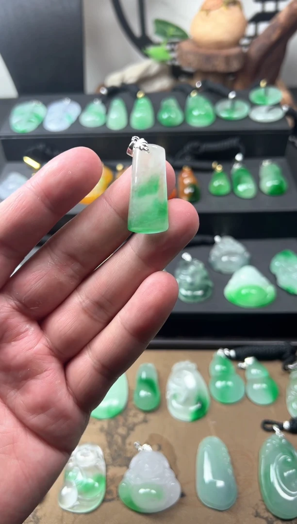 颈饰未镶嵌翡翠所见即所得，一图一物