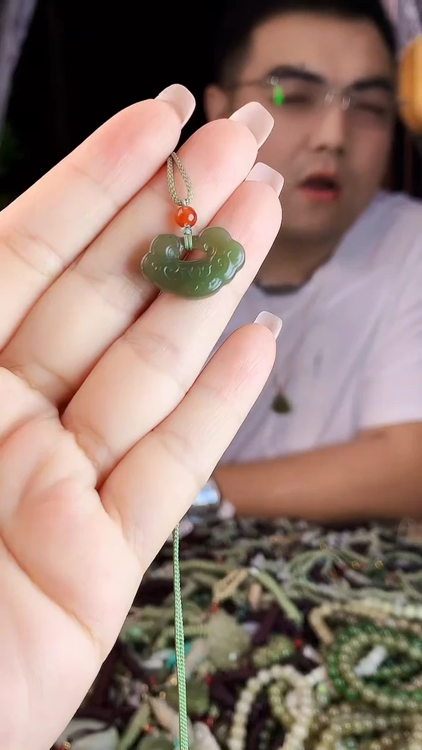未镶嵌和田玉挂件多样性发货拍一发一