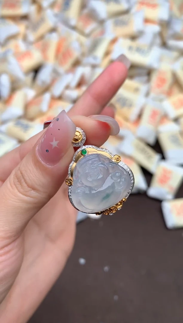 【闪购商品】翡翠挂件18K金镶嵌一