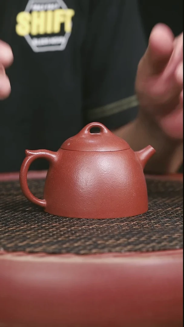 茶壶紫砂15号红降坡秦权微瑕190CC