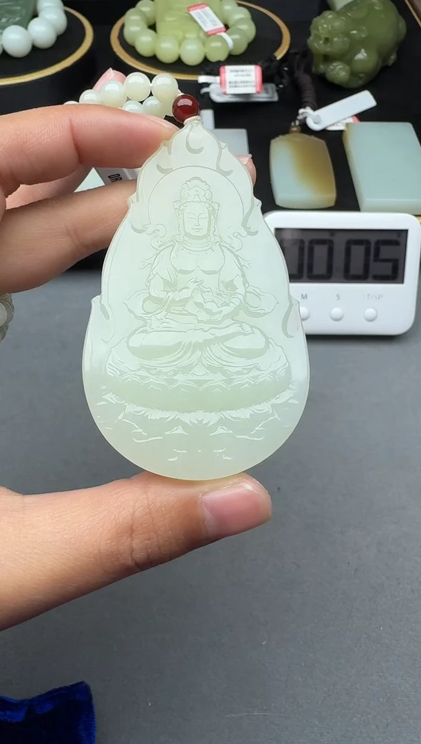 颈饰未镶嵌和田玉1