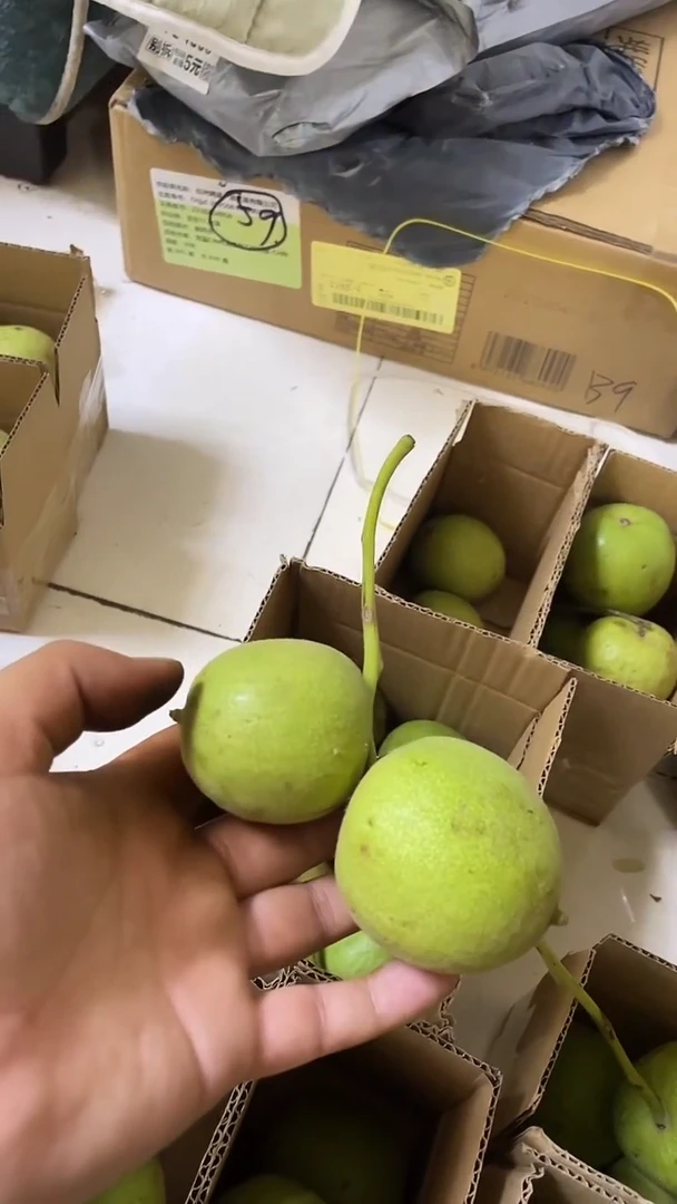 核桃把件官帽一盒