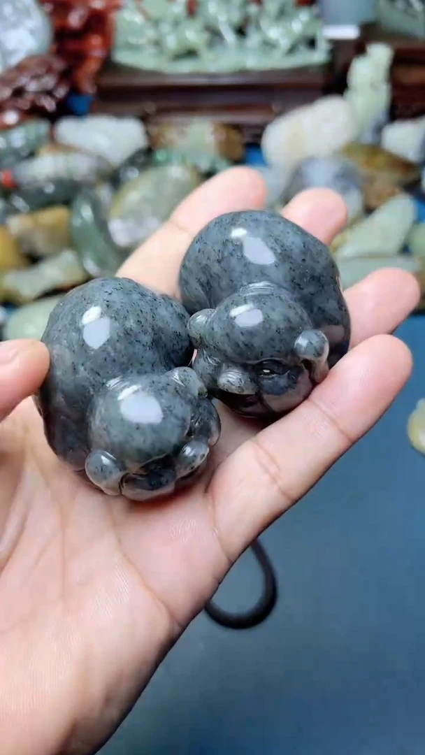 未镶嵌和田玉把件2